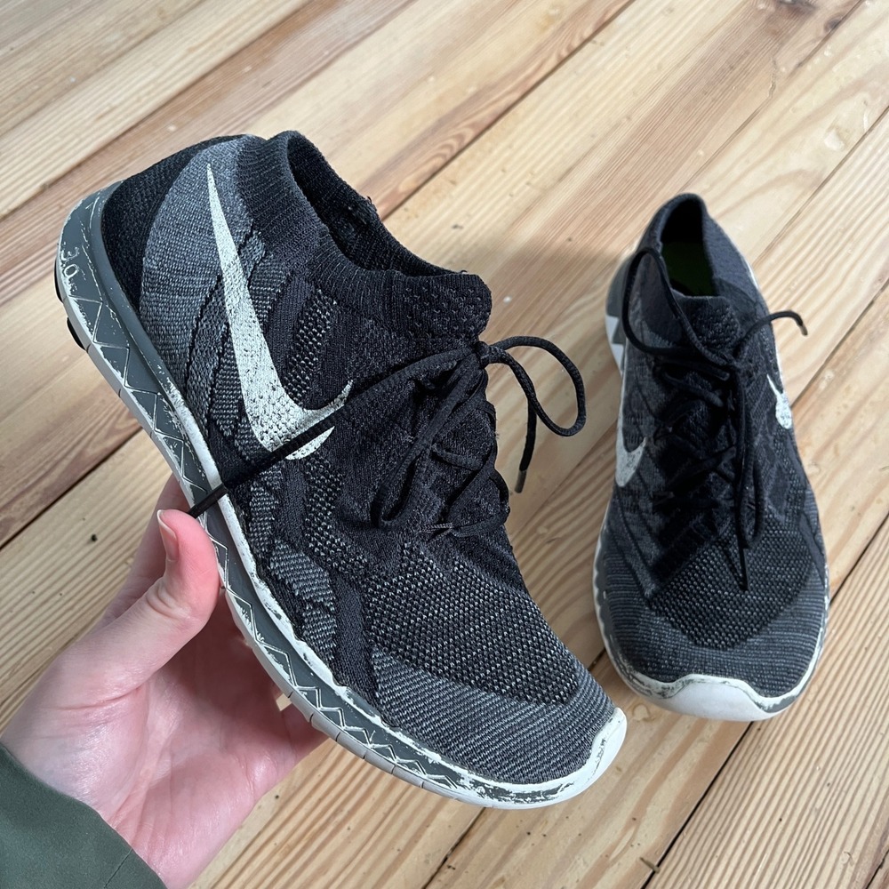 Nike Free 3.0 Flyknit women Running Shoes Black Grey Size 7 lightweight athletic